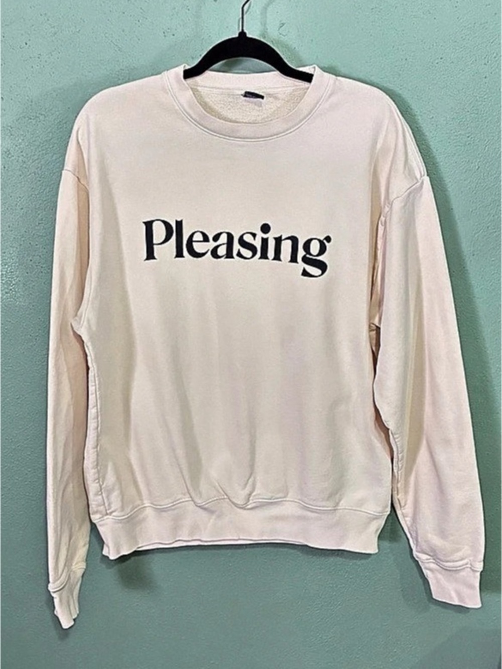 Pleasing The Pleasing Crewneck Graphic Sweatshirt Cream